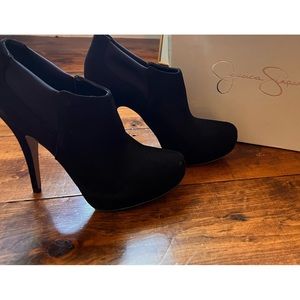 Jessica Simpson womens 9 1/2 shoes
